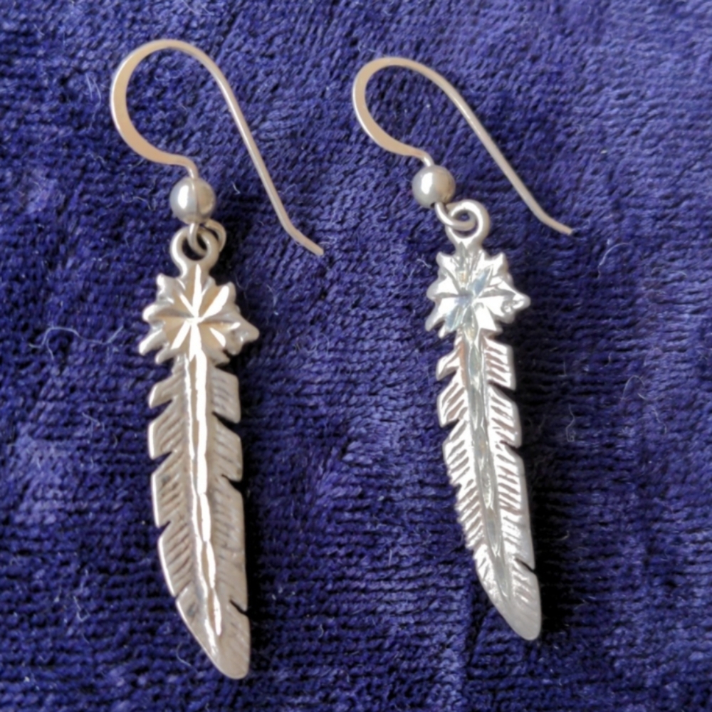 Vintage 925 Sterling Silver Southwestern Navajo Feather Drop Earrings